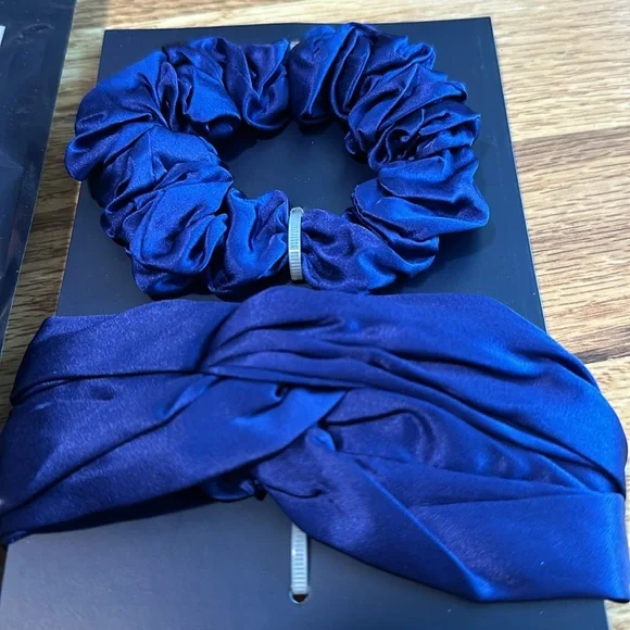 100% silk, scrunchie, and headband color blue - Picture 2 of 4